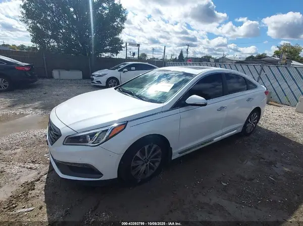 5NPE34AF5HH554043 2017 HYUNDAI SONATA - Image 2