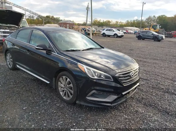 5NPE34AF5HH557573 2017 HYUNDAI SONATA - Image 1
