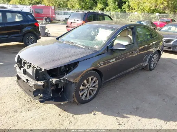 5NPE34AF5HH567262 2017 HYUNDAI SONATA - Image 2