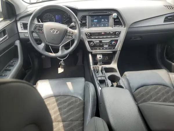 5NPE34AF5HH569688 2017 HYUNDAI SONATA - Image 8