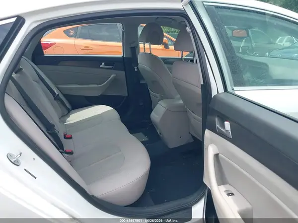 5NPE34AF5HH575054 2017 HYUNDAI SONATA - Image 8