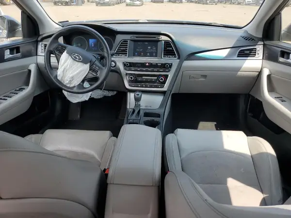 5NPE34AF5HH586054 2017 HYUNDAI SONATA - Image 8