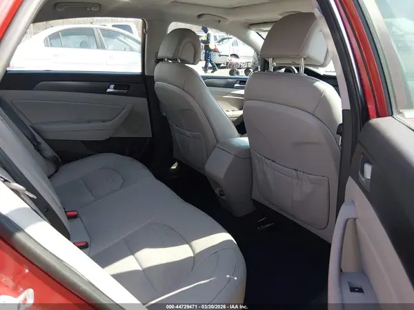 5NPE34AF5HH586524 2017 HYUNDAI SONATA - Image 8