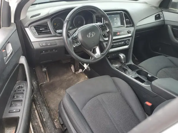 5NPE34AF5JH596556 2018 HYUNDAI SONATA - Image 8
