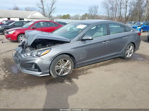5NPE34AF5JH620810 2018 HYUNDAI SONATA - Image 2