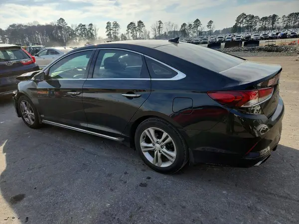 5NPE34AF5JH632360 2018 HYUNDAI SONATA - Image 2