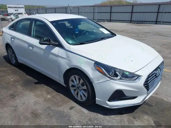 5NPE34AF5JH642676 2018 HYUNDAI SONATA - Image 1