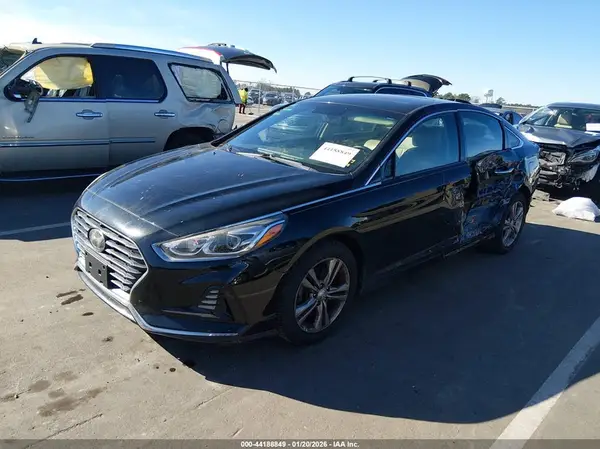 5NPE34AF5JH650101 2018 HYUNDAI SONATA - Image 2