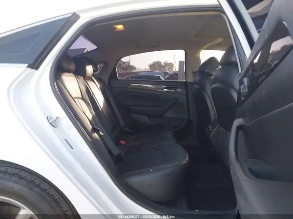 5NPE34AF5JH650213 2018 HYUNDAI SONATA - Image 8
