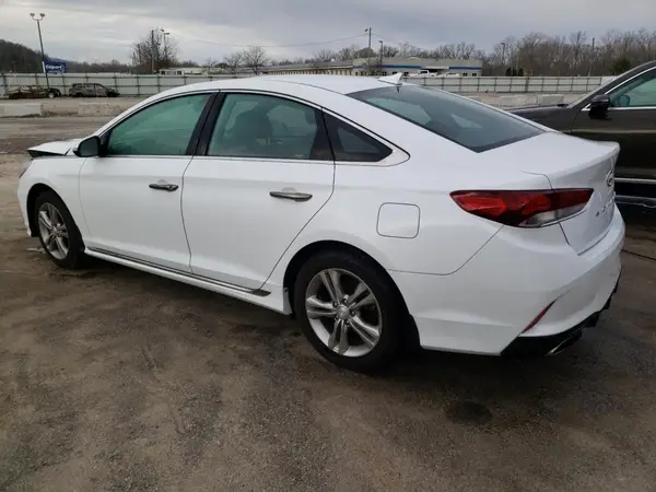 5NPE34AF5JH672146 2018 HYUNDAI SONATA - Image 2