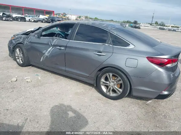 5NPE34AF5JH672812 2018 HYUNDAI SONATA - Image 2