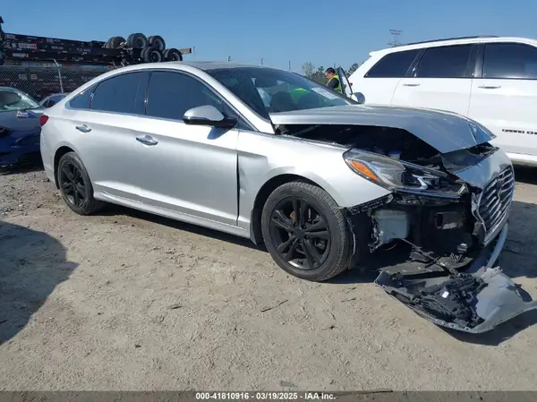 5NPE34AF5JH682336 2018 HYUNDAI SONATA - Image 1