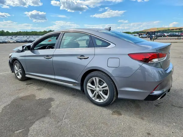 5NPE34AF5JH694955 2018 HYUNDAI SONATA - Image 2