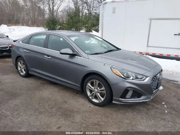 5NPE34AF5JH696060 2018 HYUNDAI SONATA - Image 1