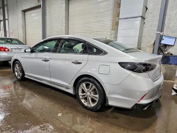 5NPE34AF5JH696446 2018 HYUNDAI SONATA - Image 2