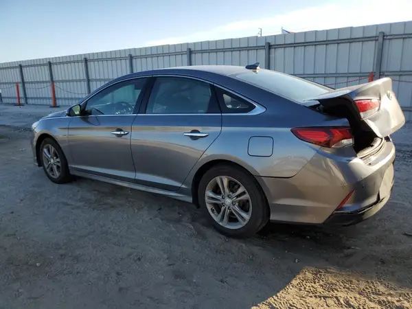 5NPE34AF5JH697077 2018 HYUNDAI SONATA - Image 2