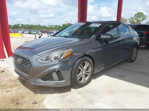 5NPE34AF5JH705386 2018 HYUNDAI SONATA - Image 2