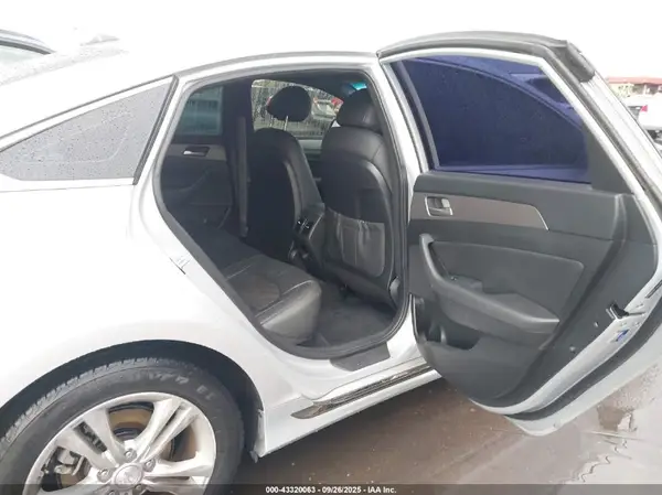 5NPE34AF5JH708420 2018 HYUNDAI SONATA - Image 8