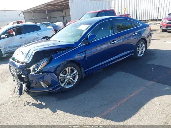 5NPE34AF5JH723256 2018 HYUNDAI SONATA - Image 2