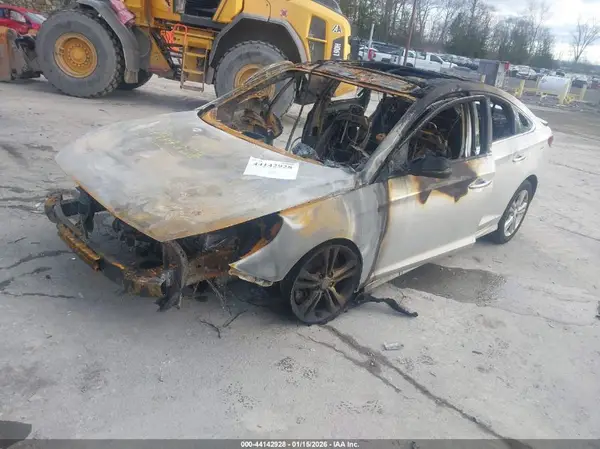 5NPE34AF5JH725296 2018 HYUNDAI SONATA - Image 2