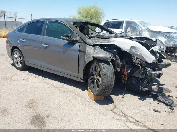 5NPE34AF5KH740284 2019 HYUNDAI SONATA - Image 1