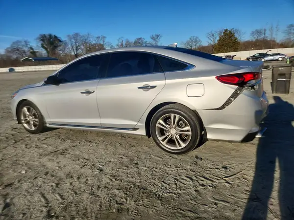 5NPE34AF5KH740527 2019 HYUNDAI SONATA - Image 2