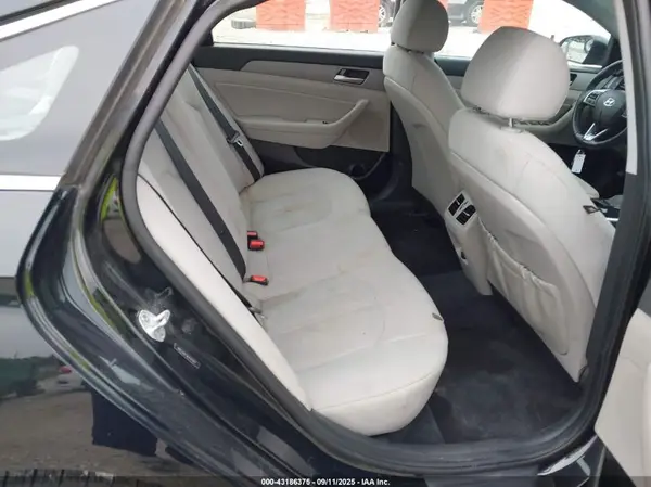 5NPE34AF5KH747977 2019 HYUNDAI SONATA - Image 8