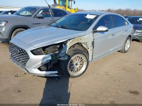 5NPE34AF5KH758378 2019 HYUNDAI SONATA - Image 2