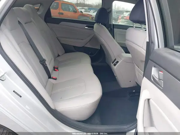 5NPE34AF5KH758378 2019 HYUNDAI SONATA - Image 8