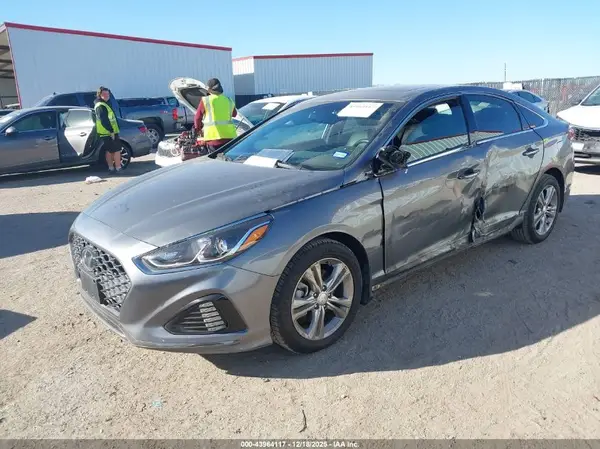 5NPE34AF5KH759465 2019 HYUNDAI SONATA - Image 2