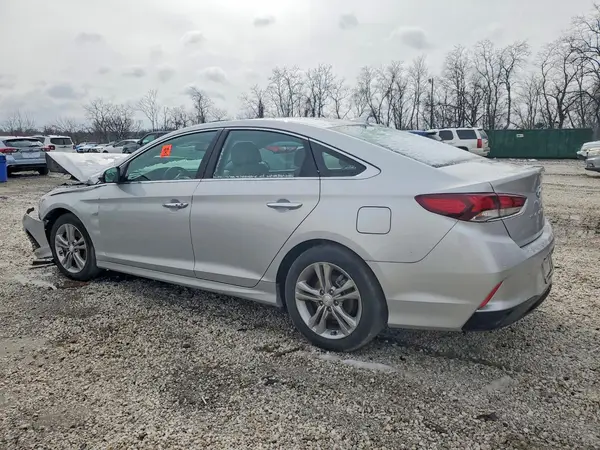 5NPE34AF5KH765928 2019 HYUNDAI SONATA - Image 2