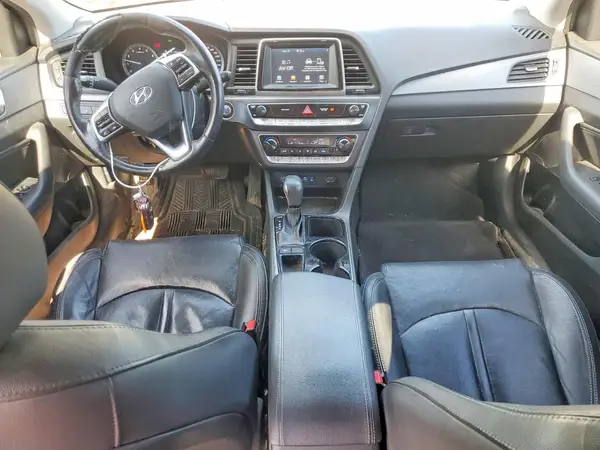 5NPE34AF5KH775052 2019 HYUNDAI SONATA - Image 8