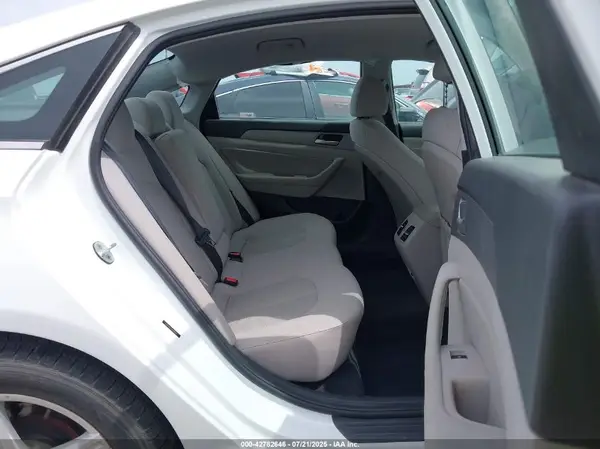 5NPE34AF5KH781627 2019 HYUNDAI SONATA - Image 8