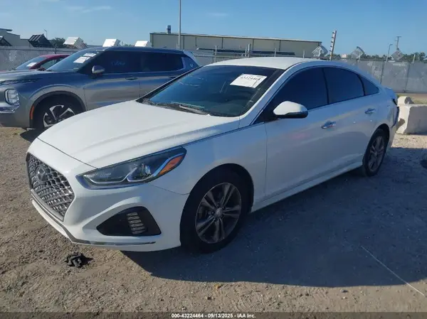 5NPE34AF5KH787976 2019 HYUNDAI SONATA - Image 2