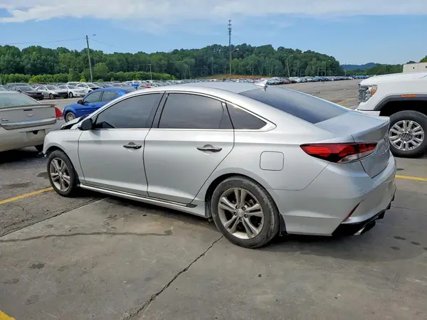 5NPE34AF5KH791915 2019 HYUNDAI SONATA - Image 2