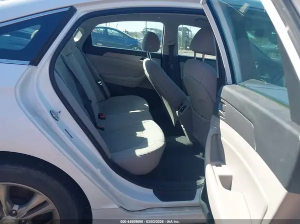 5NPE34AF5KH800435 2019 HYUNDAI SONATA - Image 8