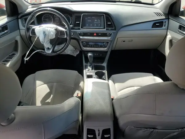 5NPE34AF5KH813010 2019 HYUNDAI SONATA - Image 8