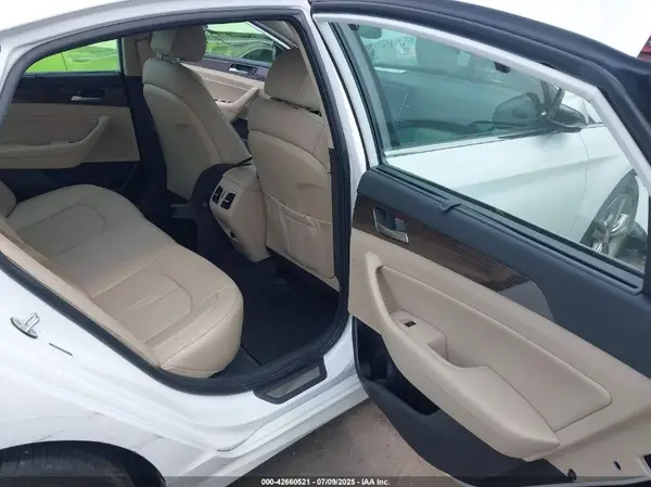 5NPE34AF5KH813363 2019 HYUNDAI SONATA - Image 8