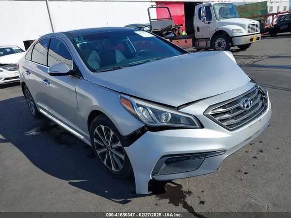 5NPE34AF6GH281404 2016 HYUNDAI SONATA - Image 1