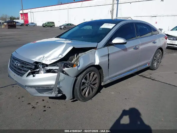 5NPE34AF6GH281404 2016 HYUNDAI SONATA - Image 2