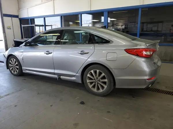 5NPE34AF6GH326194 2016 HYUNDAI SONATA - Image 2
