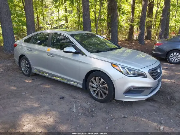5NPE34AF6GH335980 2016 HYUNDAI SONATA - Image 1