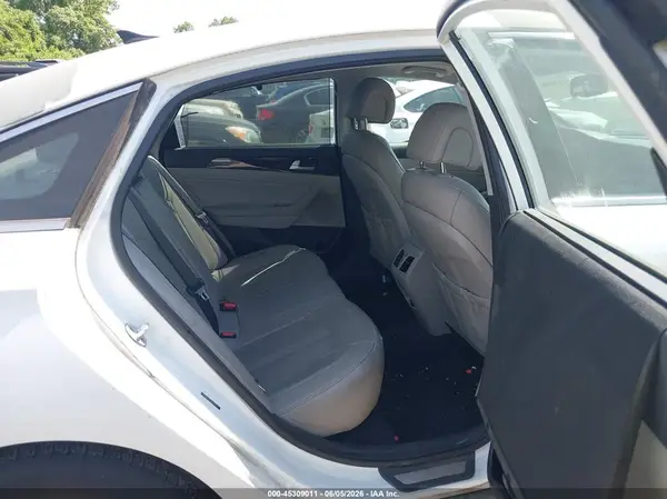 5NPE34AF6GH354979 2016 HYUNDAI SONATA - Image 8