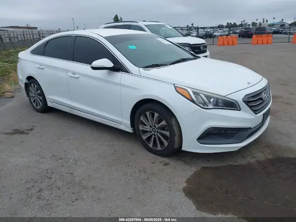 5NPE34AF6GH368042 2016 HYUNDAI SONATA - Image 1