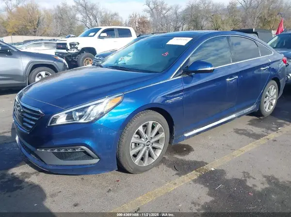 5NPE34AF6GH374777 2016 HYUNDAI SONATA - Image 2