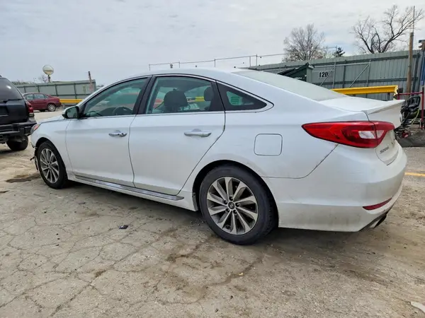 5NPE34AF6GH375315 2016 HYUNDAI SONATA - Image 2