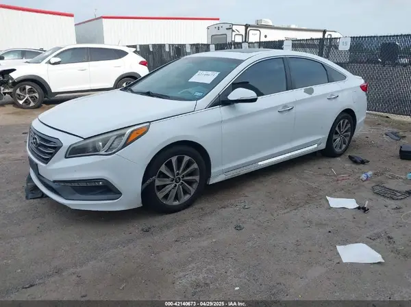 5NPE34AF6GH413402 2016 HYUNDAI SONATA - Image 2