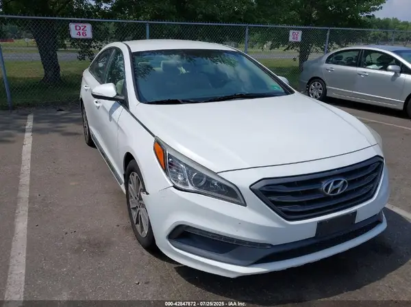 5NPE34AF6GH429096 2016 HYUNDAI SONATA - Image 1