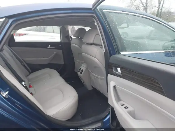 5NPE34AF6GH430832 2016 HYUNDAI SONATA - Image 8