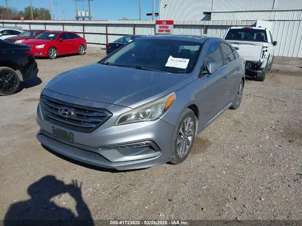 5NPE34AF6HH453643 2017 HYUNDAI SONATA - Image 2